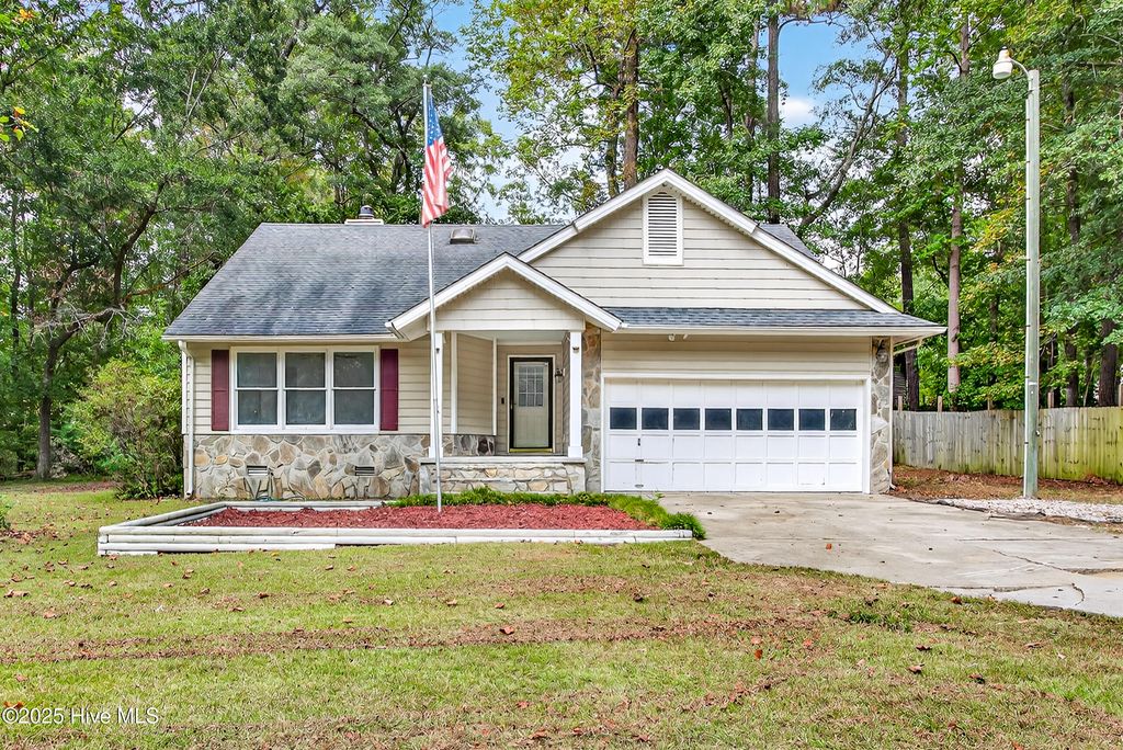 Photo of 105 Riverbend Road, Jacksonville, NC 28540 (MLS # 100534249)