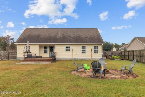 Tiny photo for 119 Louie Lane, Jacksonville, NC 28540 (MLS # 100540006)