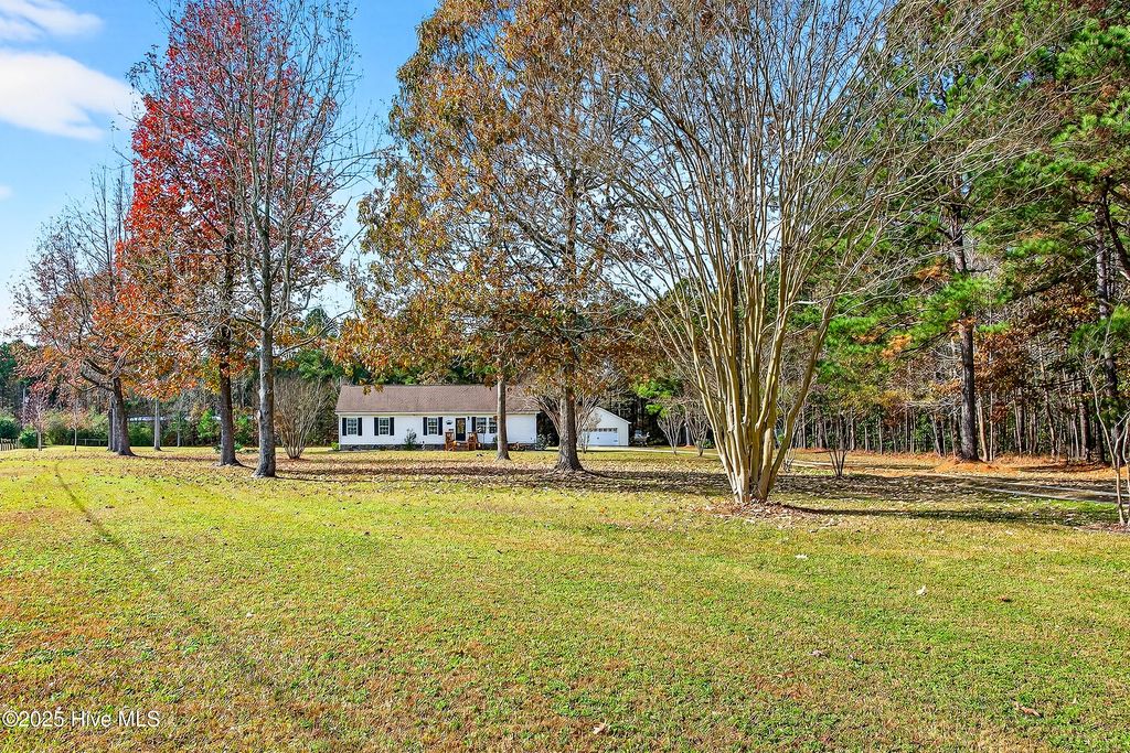 Photo of 3313 Burgaw Highway, Jacksonville, NC 28540 (MLS # 100543152)