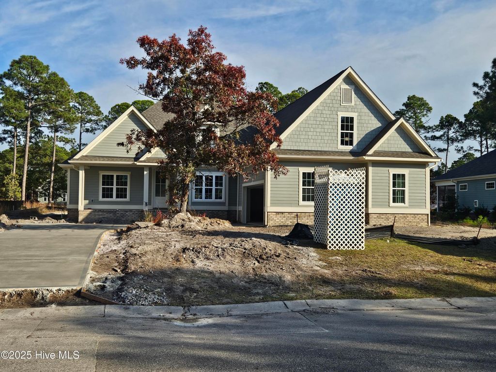 Photo of 660 Breezewood Drive SE, Bolivia, NC 28422 (MLS # 100522992)