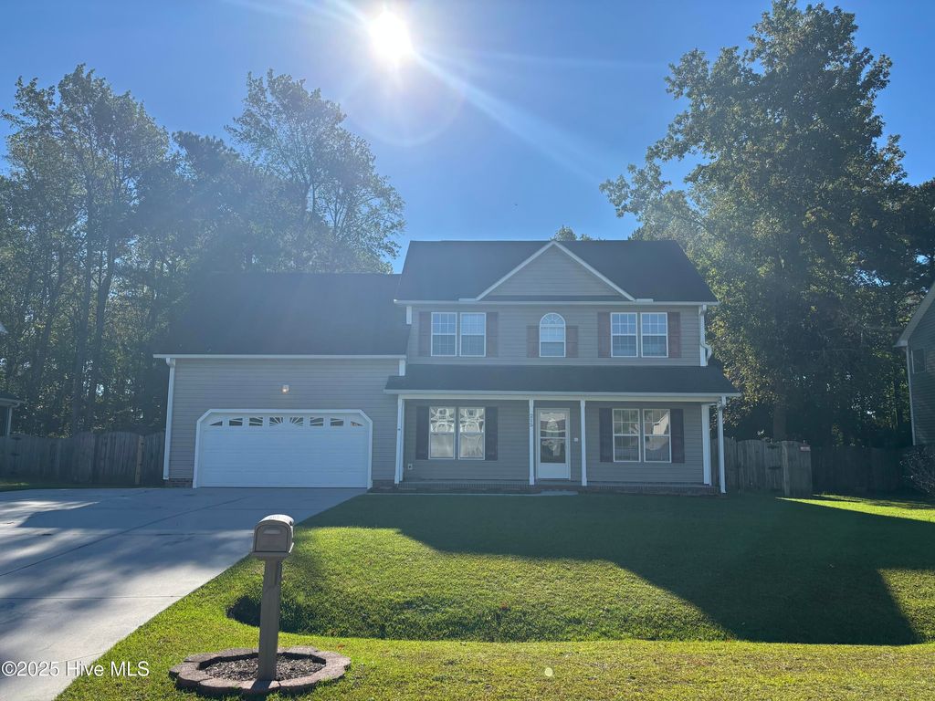 Photo of 215 Rudolph Lane, Hubert, NC 28539 (MLS # 100521000)