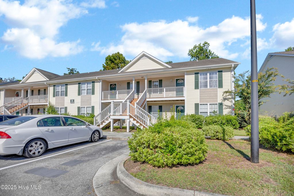 Photo of 4609 Mcclelland Drive #D204, Wilmington, NC 28405 (MLS # 100544412)