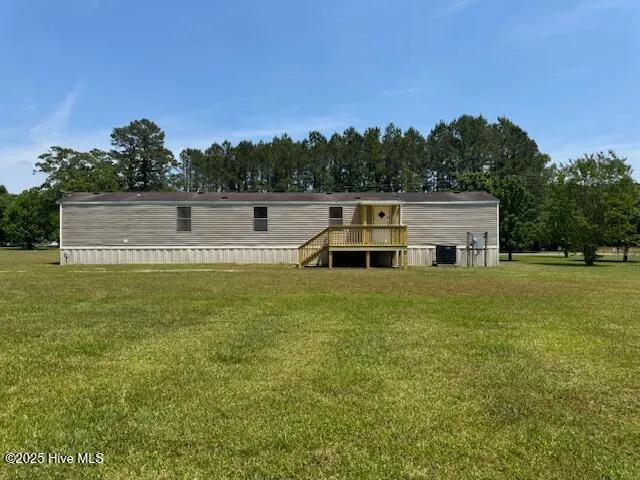 Burgaw, North Carolina 28425, United States, 3 Bedrooms Bedrooms, ,2 BathroomsBathrooms,Residential,Pending,120030