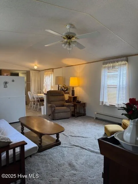 Burgaw, North Carolina 28425, United States, 3 Bedrooms Bedrooms, ,2 BathroomsBathrooms,Residential,Pending,120030