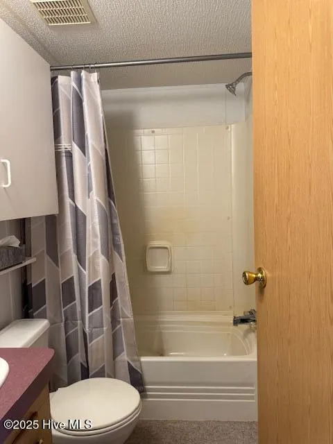 Burgaw, North Carolina 28425, United States, 3 Bedrooms Bedrooms, ,2 BathroomsBathrooms,Residential,Pending,120030