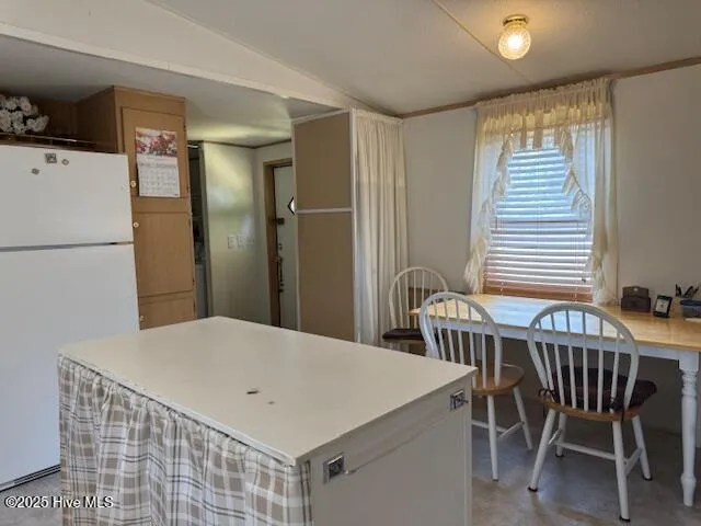 Burgaw, North Carolina 28425, United States, 3 Bedrooms Bedrooms, ,2 BathroomsBathrooms,Residential,Pending,120030