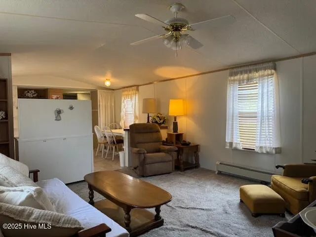 Burgaw, North Carolina 28425, United States, 3 Bedrooms Bedrooms, ,2 BathroomsBathrooms,Residential,Pending,120030