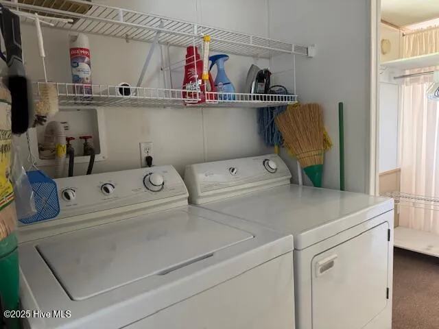 Burgaw, North Carolina 28425, United States, 3 Bedrooms Bedrooms, ,2 BathroomsBathrooms,Residential,Pending,120030