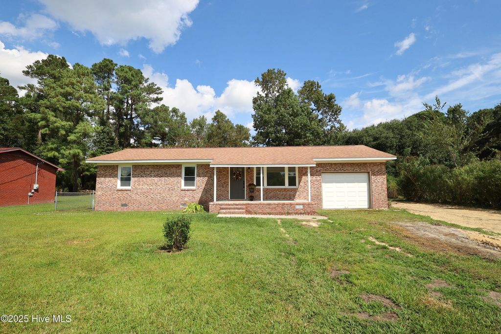 Photo of 1210 Pickett Road, Jacksonville, NC 28540 (MLS # 100533256)