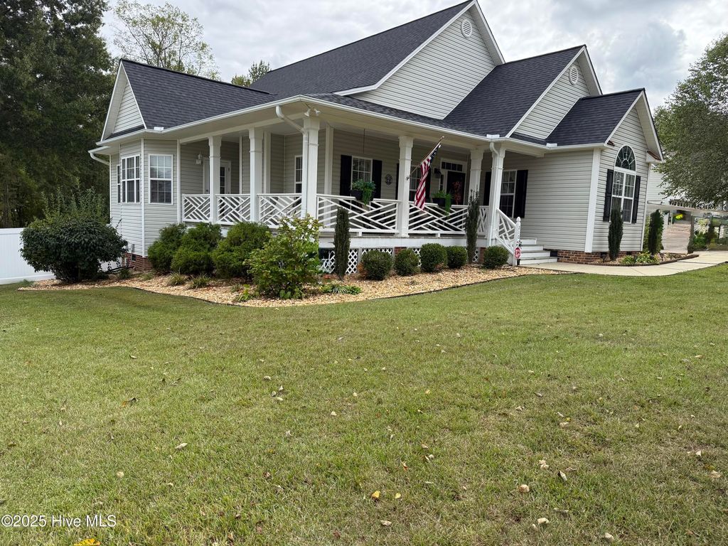 Photo of 210 Greenlyn Drive, Clayton, NC 27527 (MLS # 100536350)