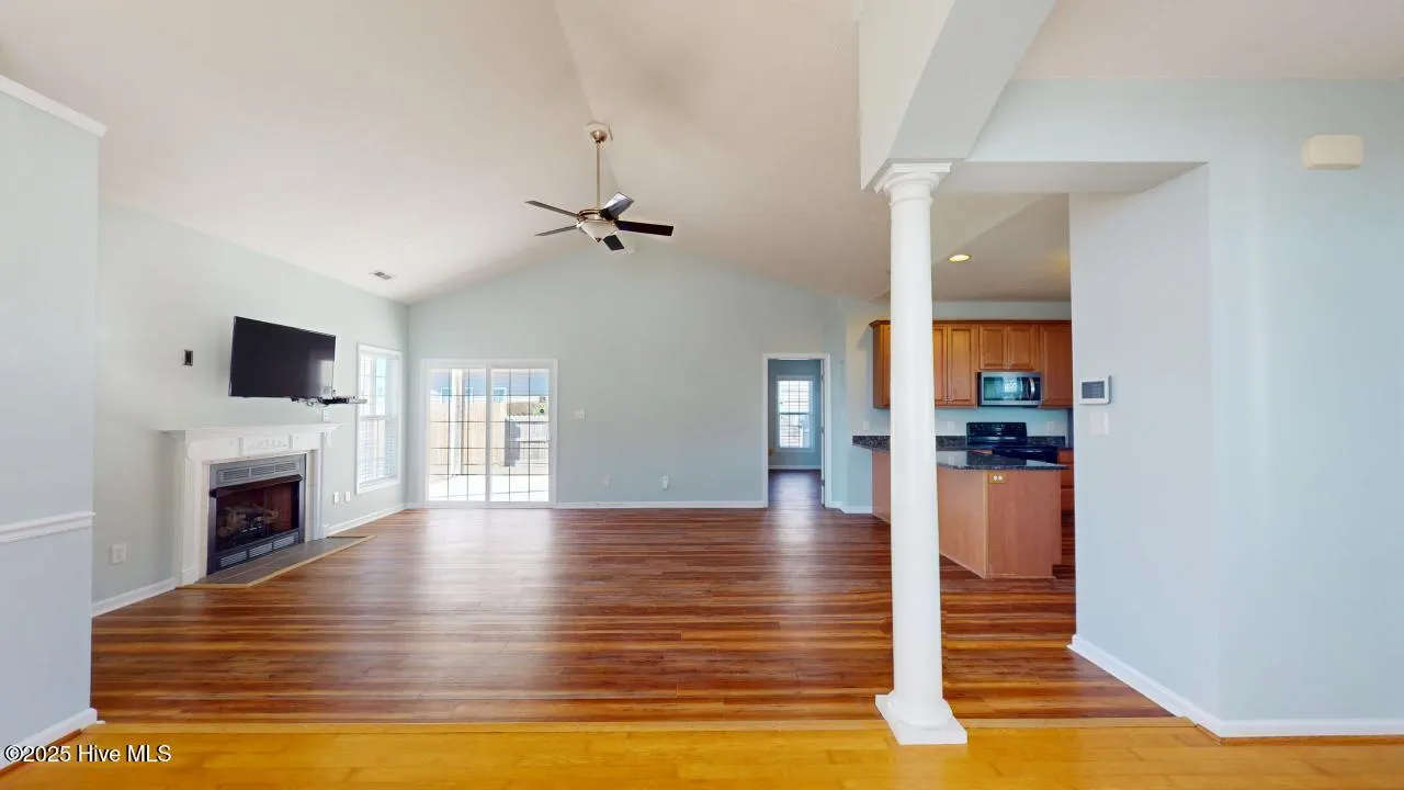 Jacksonville, North Carolina 28540, United States, 3 Bedrooms Bedrooms, ,2 BathroomsBathrooms,Residential,Active,89751