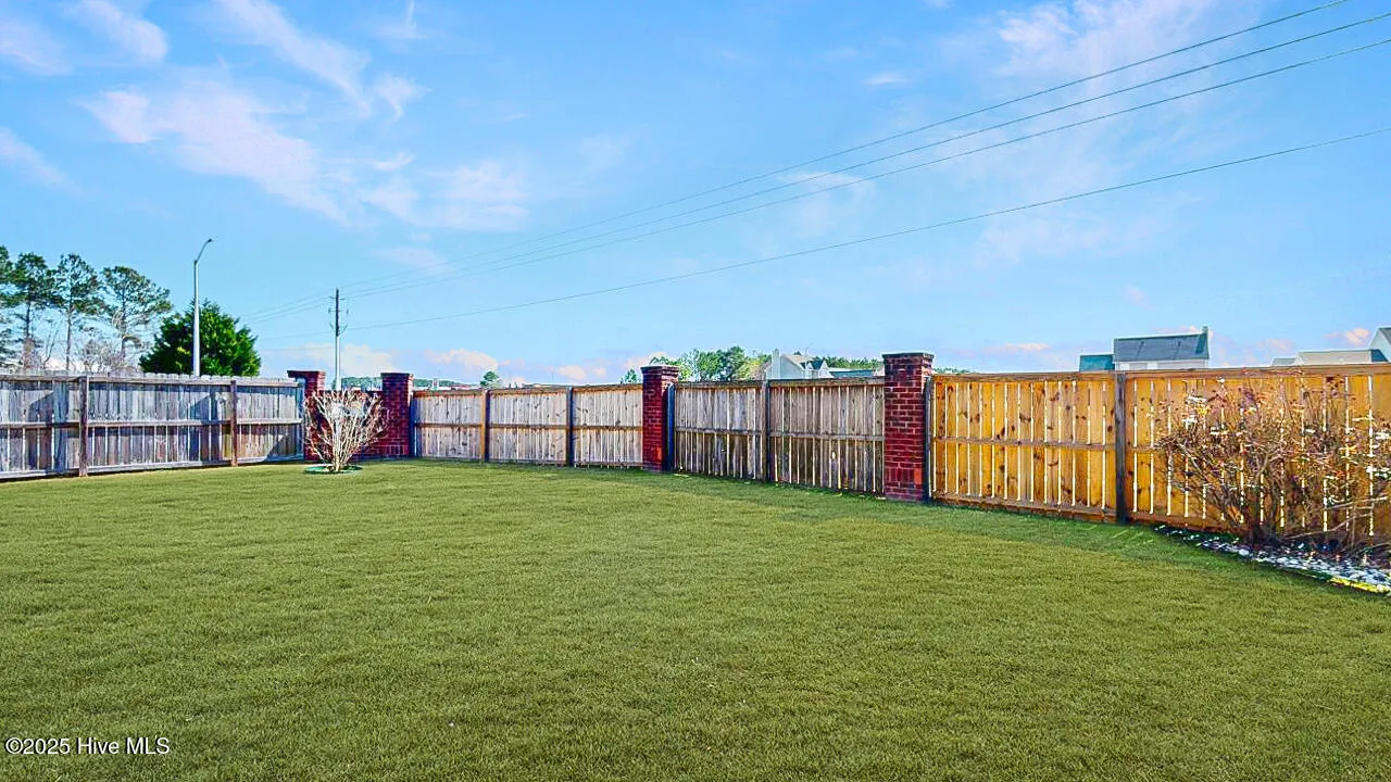 Jacksonville, North Carolina 28540, United States, 3 Bedrooms Bedrooms, ,2 BathroomsBathrooms,Residential,Active,89751