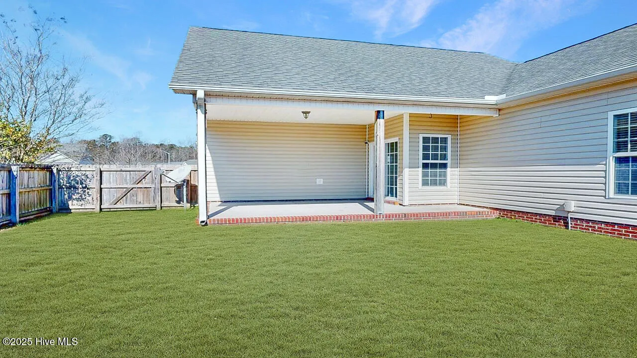 Jacksonville, North Carolina 28540, United States, 3 Bedrooms Bedrooms, ,2 BathroomsBathrooms,Residential,Active,89751