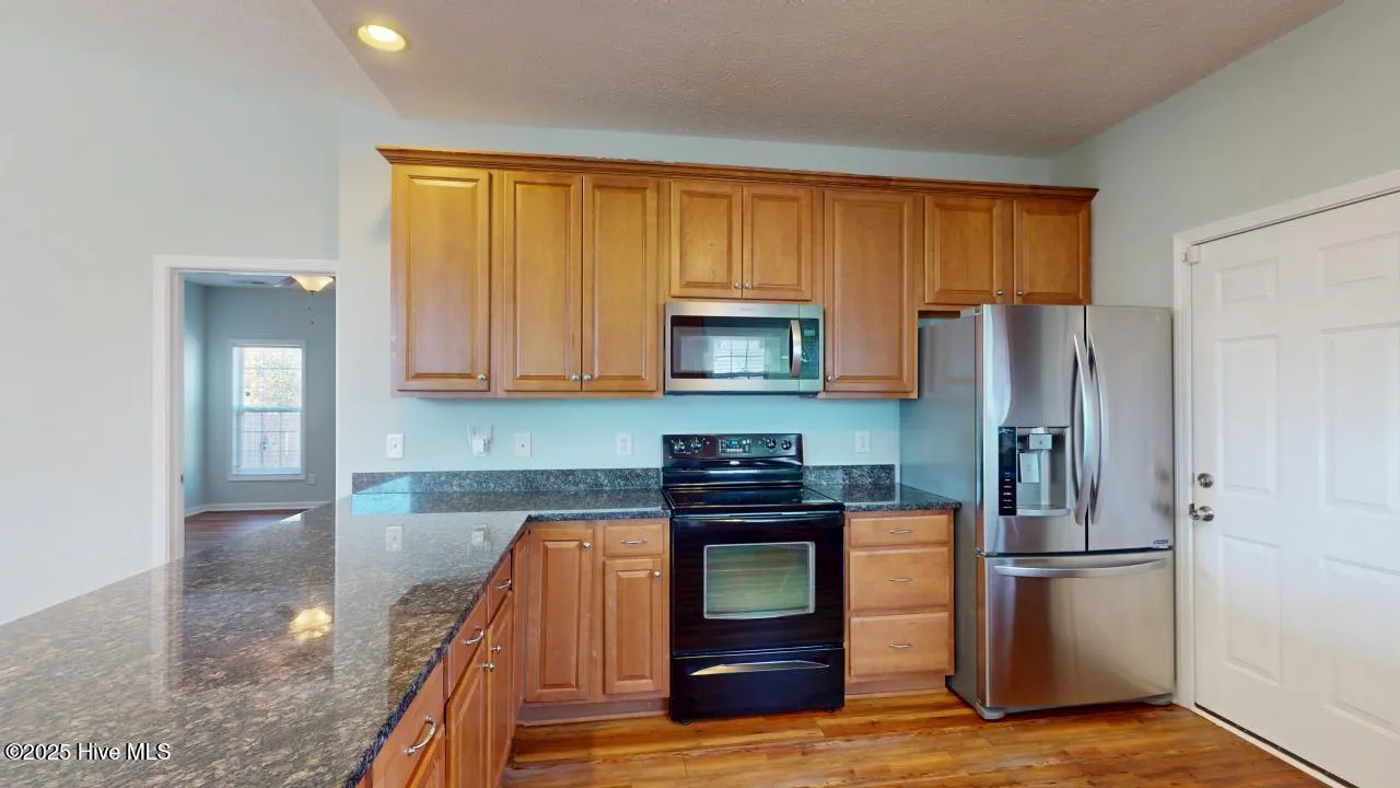 Jacksonville, North Carolina 28540, United States, 3 Bedrooms Bedrooms, ,2 BathroomsBathrooms,Residential,Active,89751