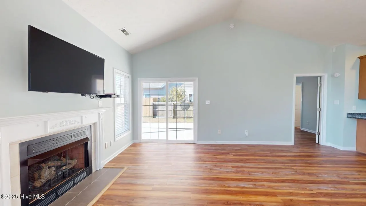 Jacksonville, North Carolina 28540, United States, 3 Bedrooms Bedrooms, ,2 BathroomsBathrooms,Residential,Active,89751