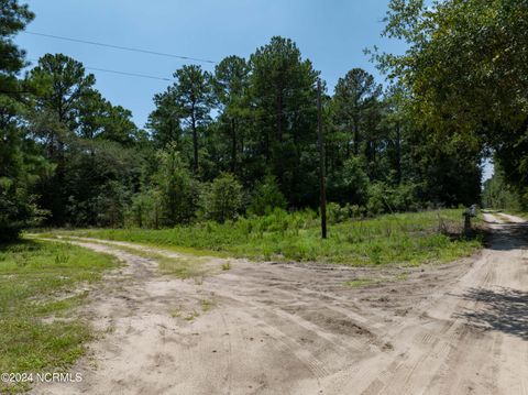 A home in Sneads Ferry