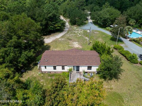 A home in Sneads Ferry