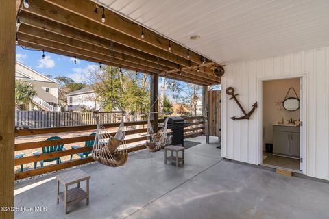 A home in Oak Island