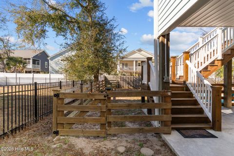 A home in Oak Island