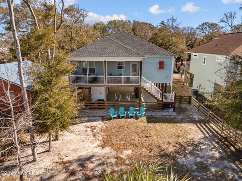 A home in Oak Island