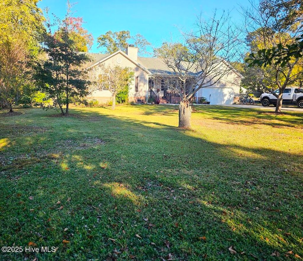 Photo of 410 Masters Lane, Hampstead, NC 28443 (MLS # 100540001)