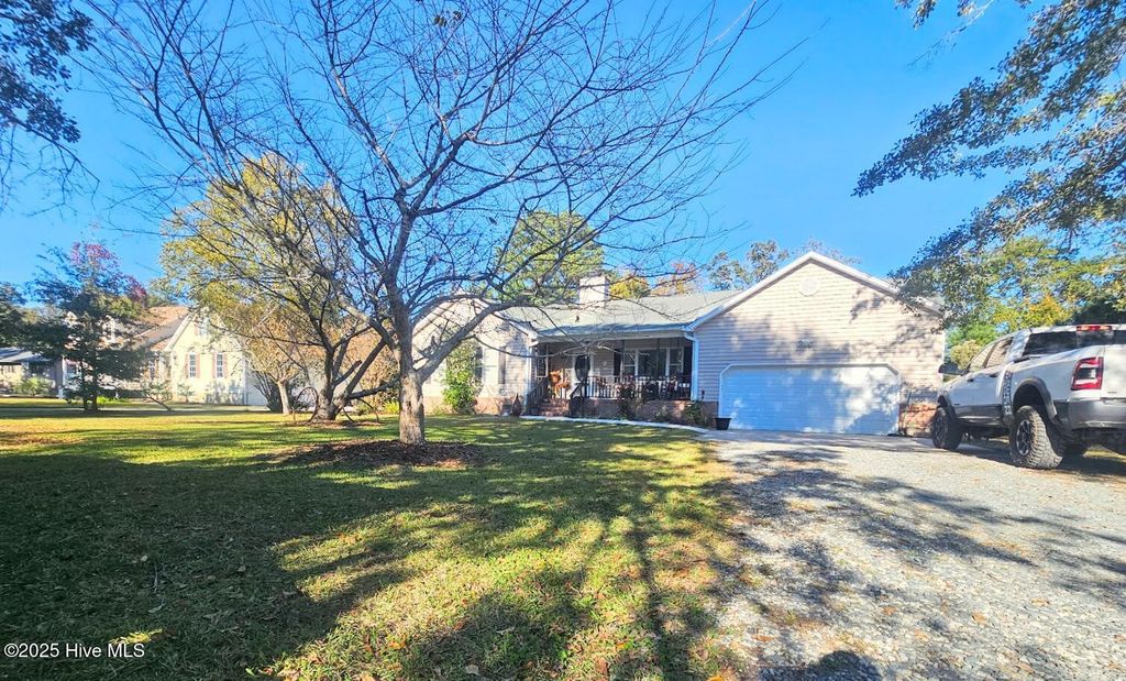 Photo of 410 Masters Lane, Hampstead, NC 28443 (MLS # 100540001)