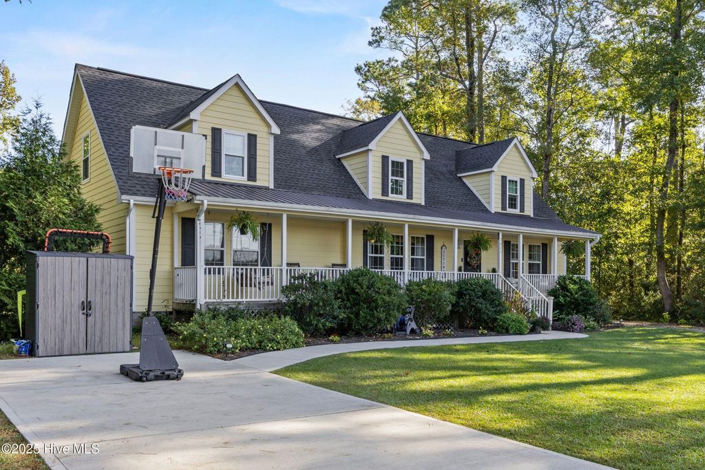 Photo of 7011 Zion Church Road NE, Leland, NC 28451 (MLS # 100534248)