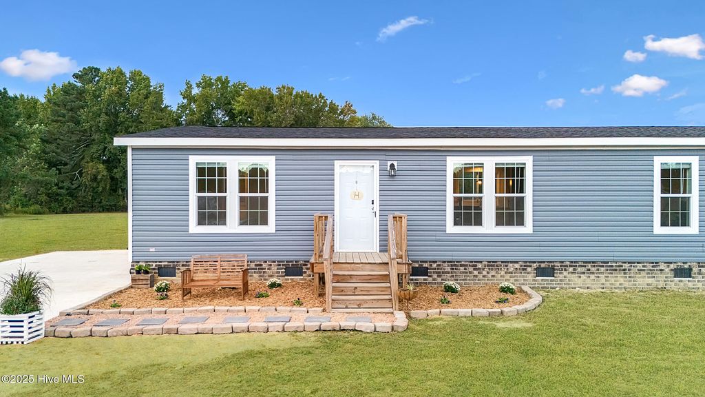 Photo of 219 Yellow Hammer Road, Tyner, NC 27980 (MLS # 100535769)