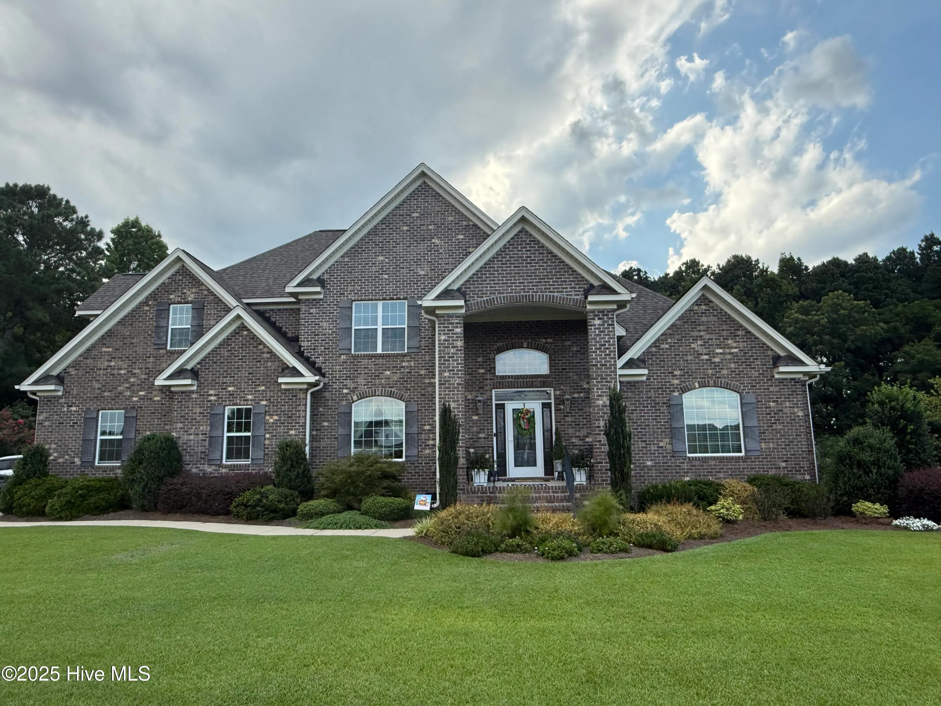 Goldsboro, North Carolina 27530, United States, 4 Bedrooms Bedrooms, ,3 BathroomsBathrooms,Residential,Pending,188480