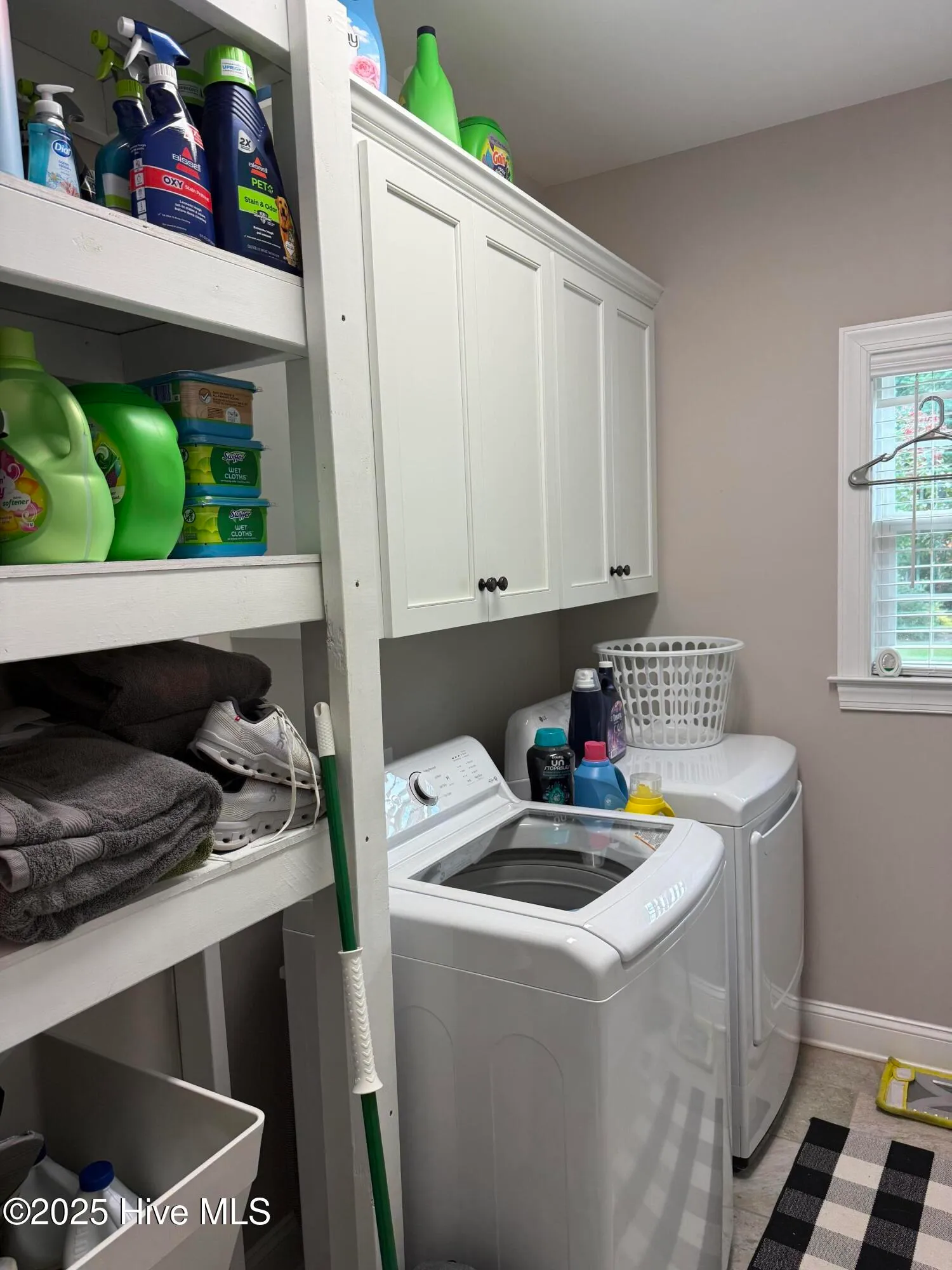 Goldsboro, North Carolina 27530, United States, 4 Bedrooms Bedrooms, ,3 BathroomsBathrooms,Residential,Pending,188480