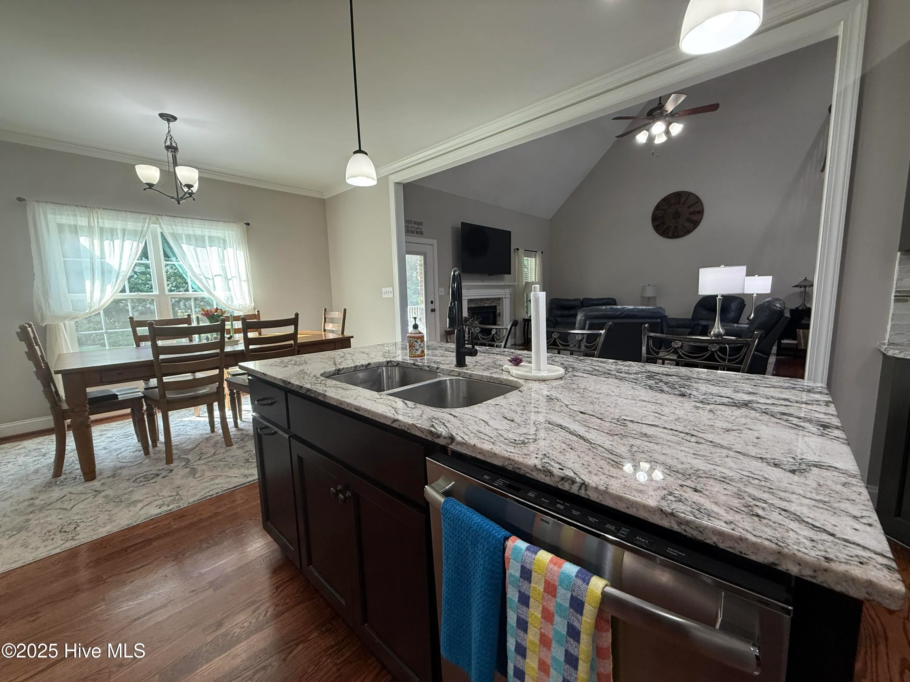 Goldsboro, North Carolina 27530, United States, 4 Bedrooms Bedrooms, ,3 BathroomsBathrooms,Residential,Pending,188480