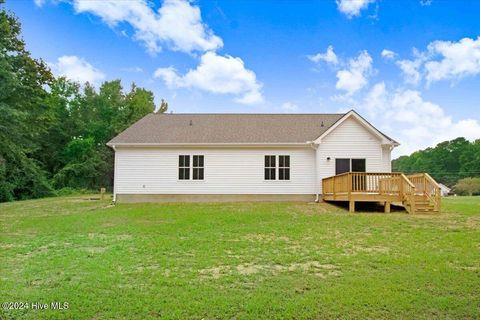 A home in Kenly