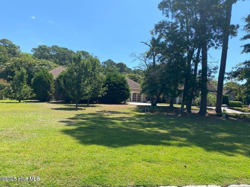 Photo of 1592 Laurel Court SW, Ocean Isle Beach, NC 28469 (MLS # 100536145)