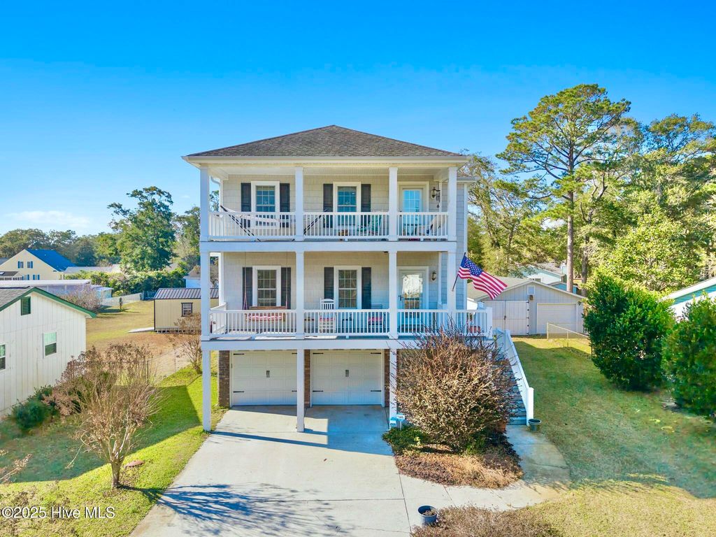 Photo of 1124 Park Road SW, Sunset Beach, NC 28468 (MLS # 100543841)