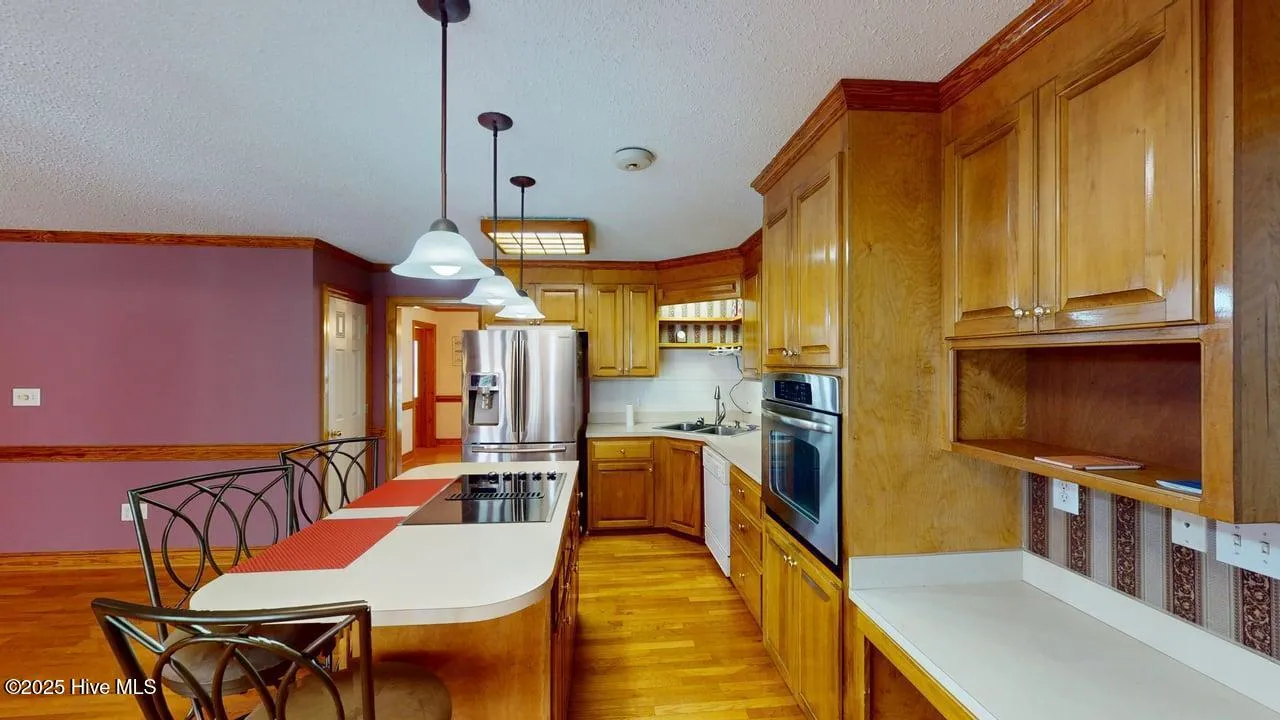 Kinston, North Carolina 28504, United States, 4 Bedrooms Bedrooms, ,3 BathroomsBathrooms,Residential,Pending,167488