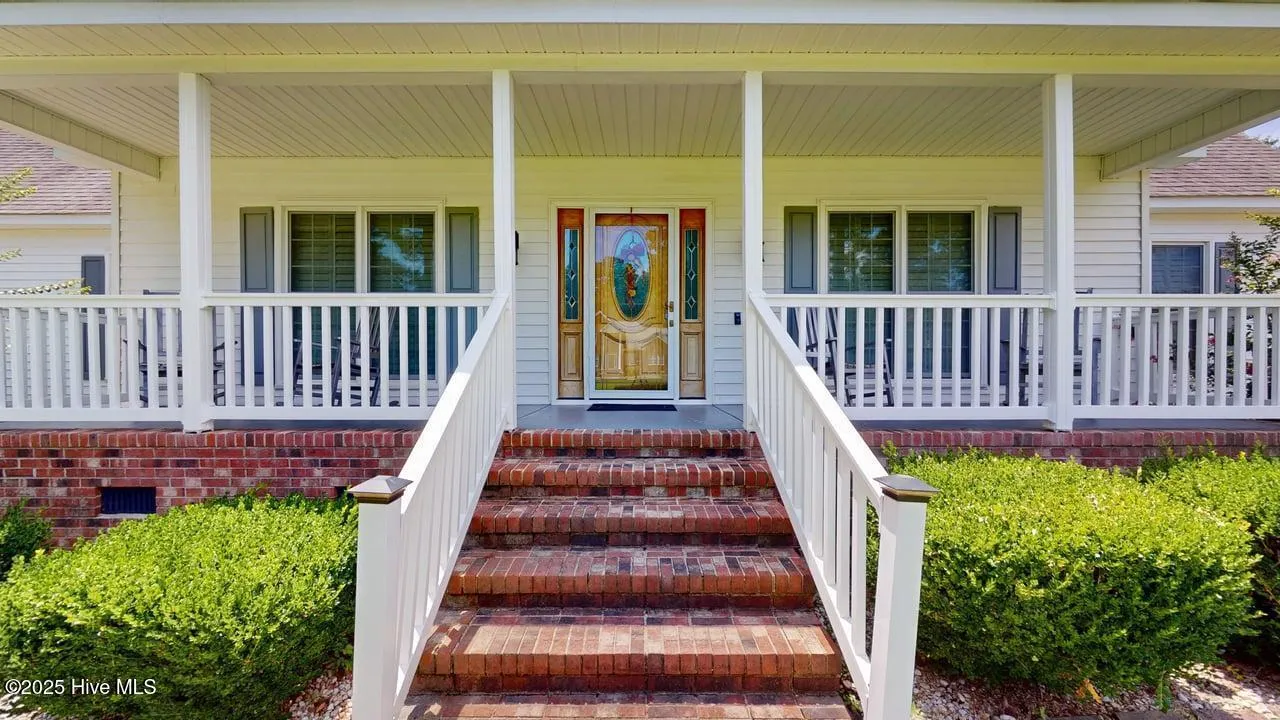 Kinston, North Carolina 28504, United States, 4 Bedrooms Bedrooms, ,3 BathroomsBathrooms,Residential,Pending,167488