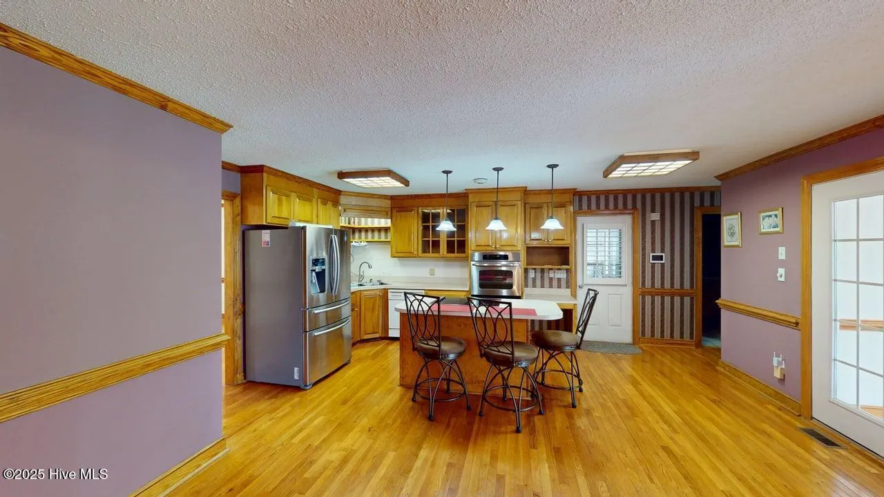 Kinston, North Carolina 28504, United States, 4 Bedrooms Bedrooms, ,3 BathroomsBathrooms,Residential,Pending,167488