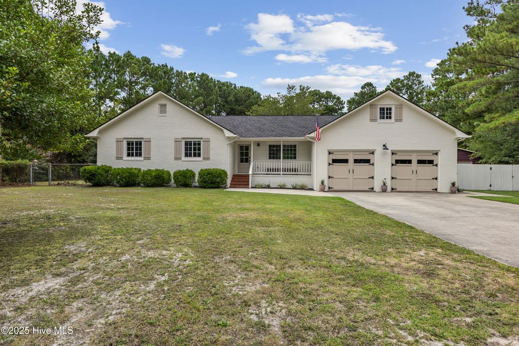 Photo of 519 Southampton Place, Leland, NC 28451 (MLS # 100530370)