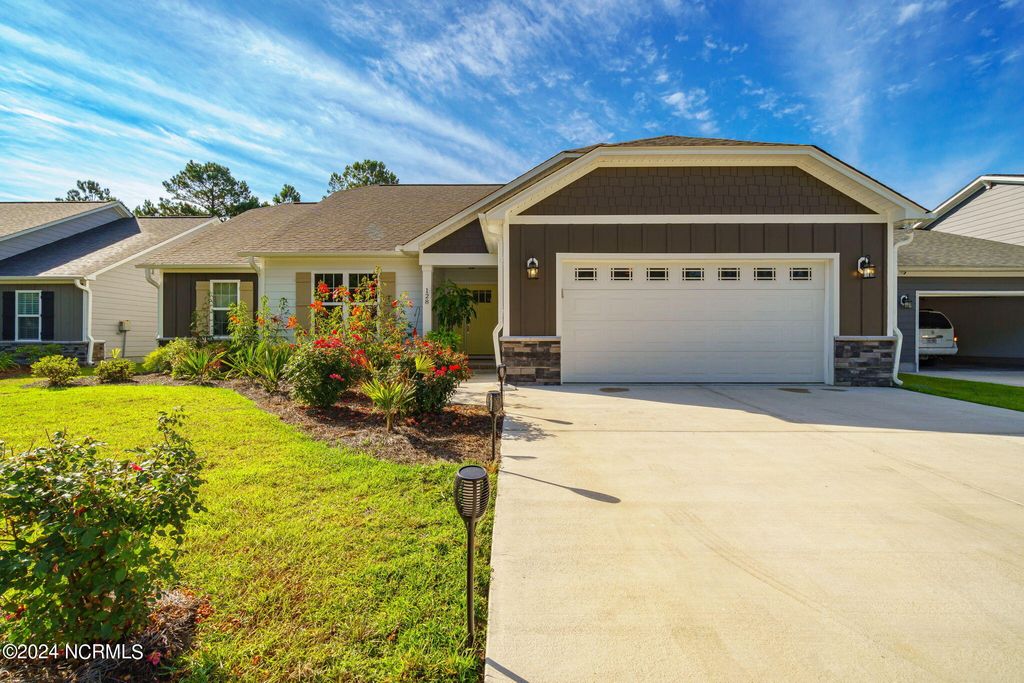 128 Grantham Place, New Bern, NC 28560, MLS 100452638 Allen Tate