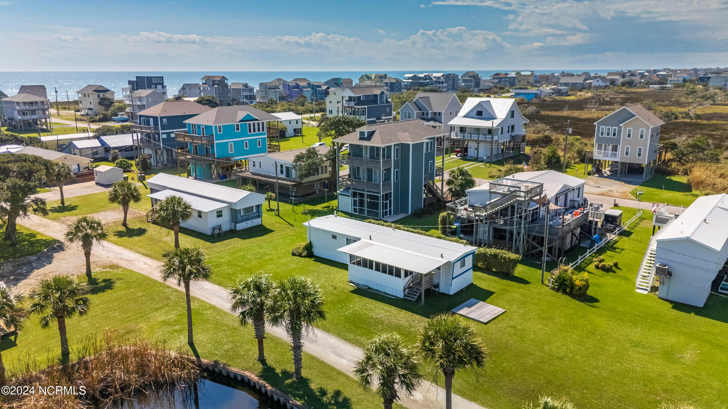 North Topsail Beach, North Carolina 28460, United States, 3 Bedrooms Bedrooms, ,2 BathroomsBathrooms,Residential,Active,40148