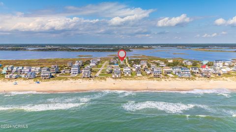 A home in North Topsail Beach