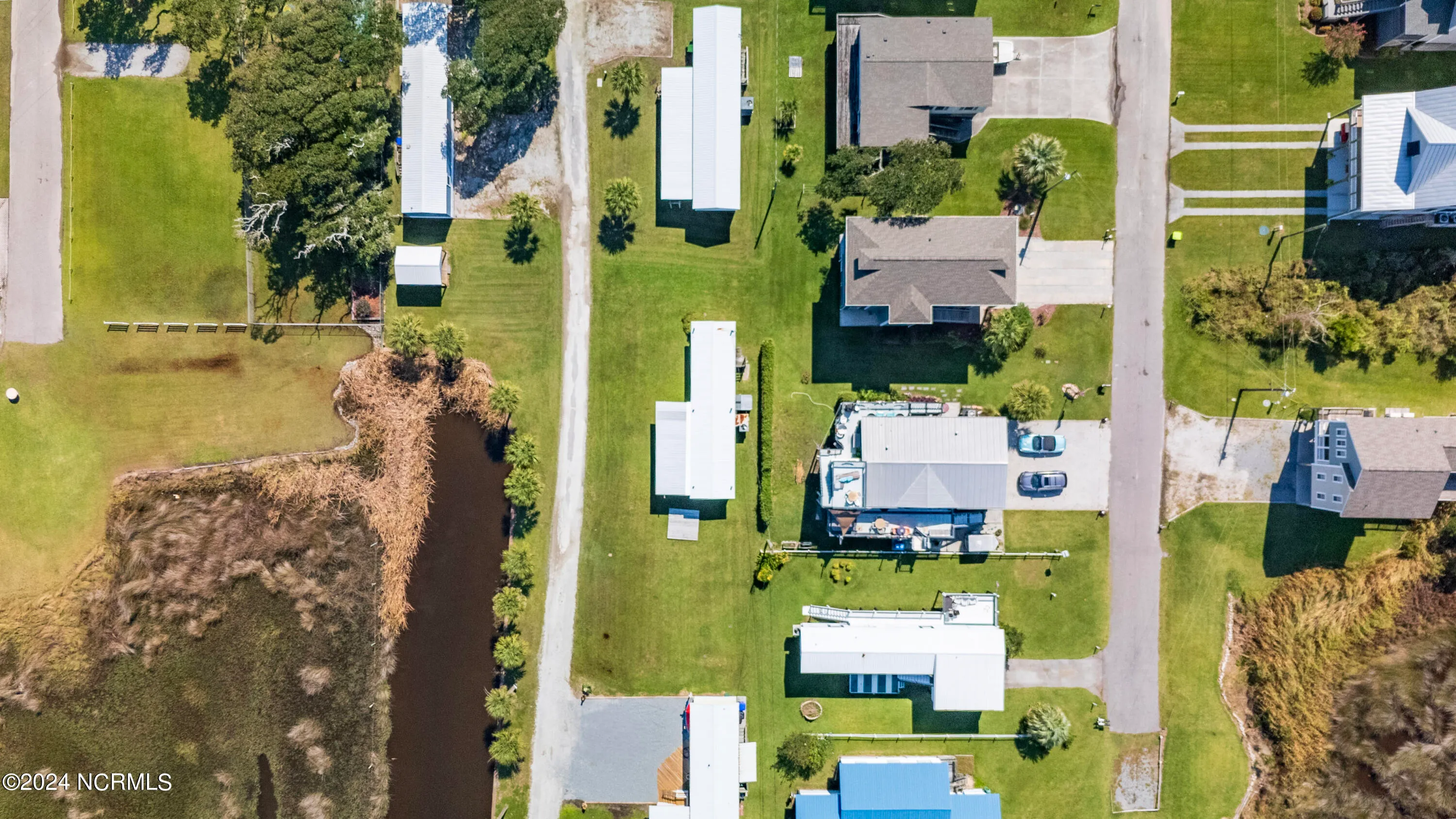 North Topsail Beach, North Carolina 28460, United States, 3 Bedrooms Bedrooms, ,2 BathroomsBathrooms,Residential,Active,40148