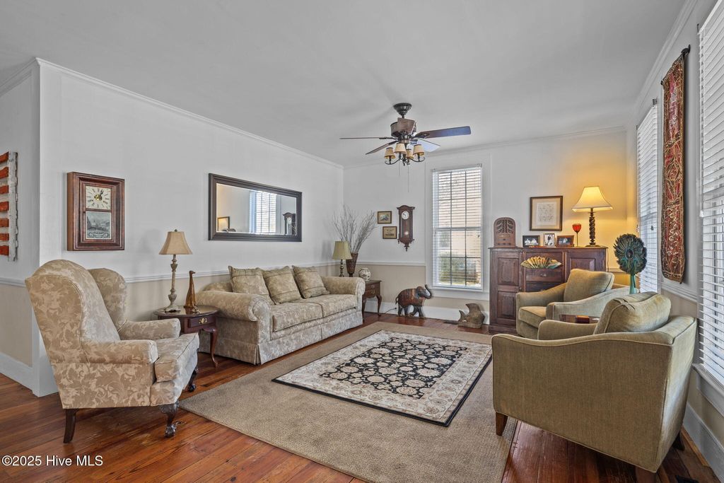 Photo of 412 Ann Street, Beaufort, NC 28516 (MLS # 100538714)