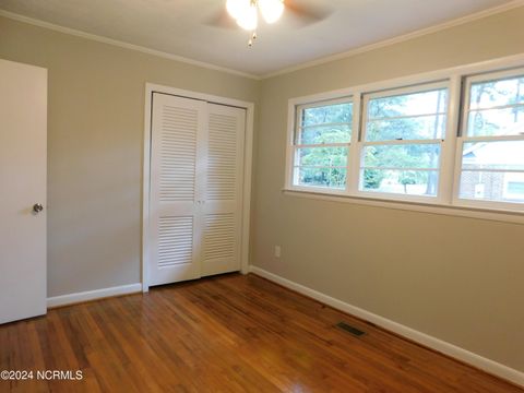 A home in Laurinburg