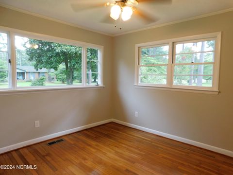 A home in Laurinburg