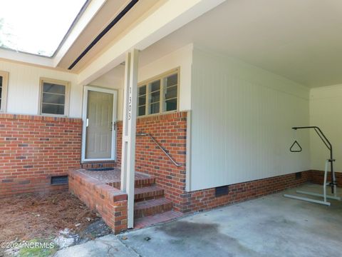 A home in Laurinburg