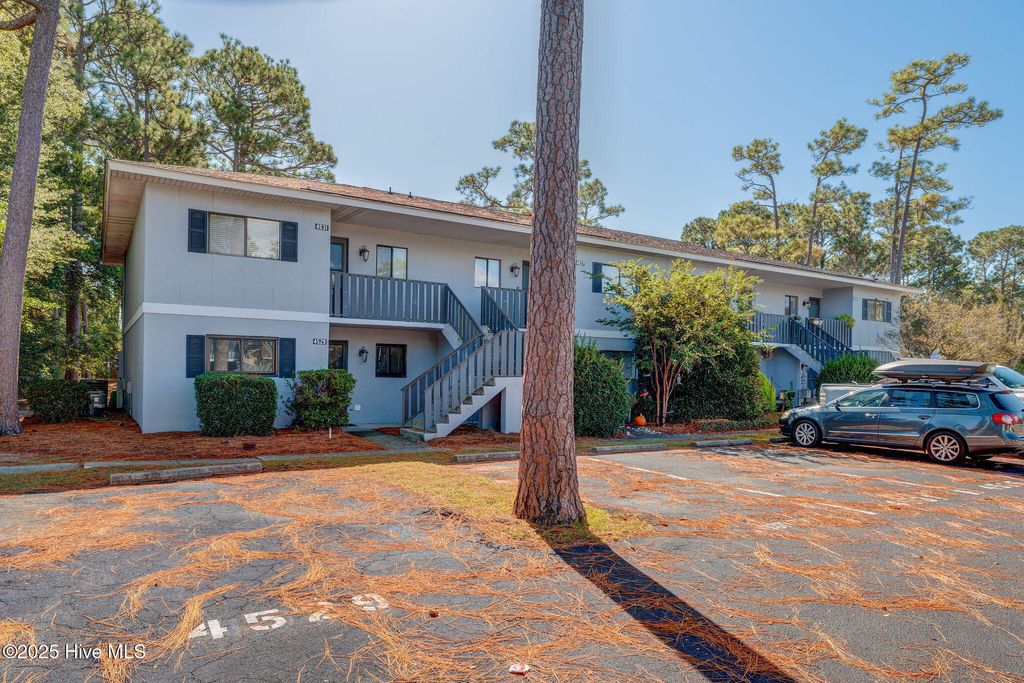 Photo of 4529 Holly Tree Road #701, Wilmington, NC 28412 (MLS # 100535312)