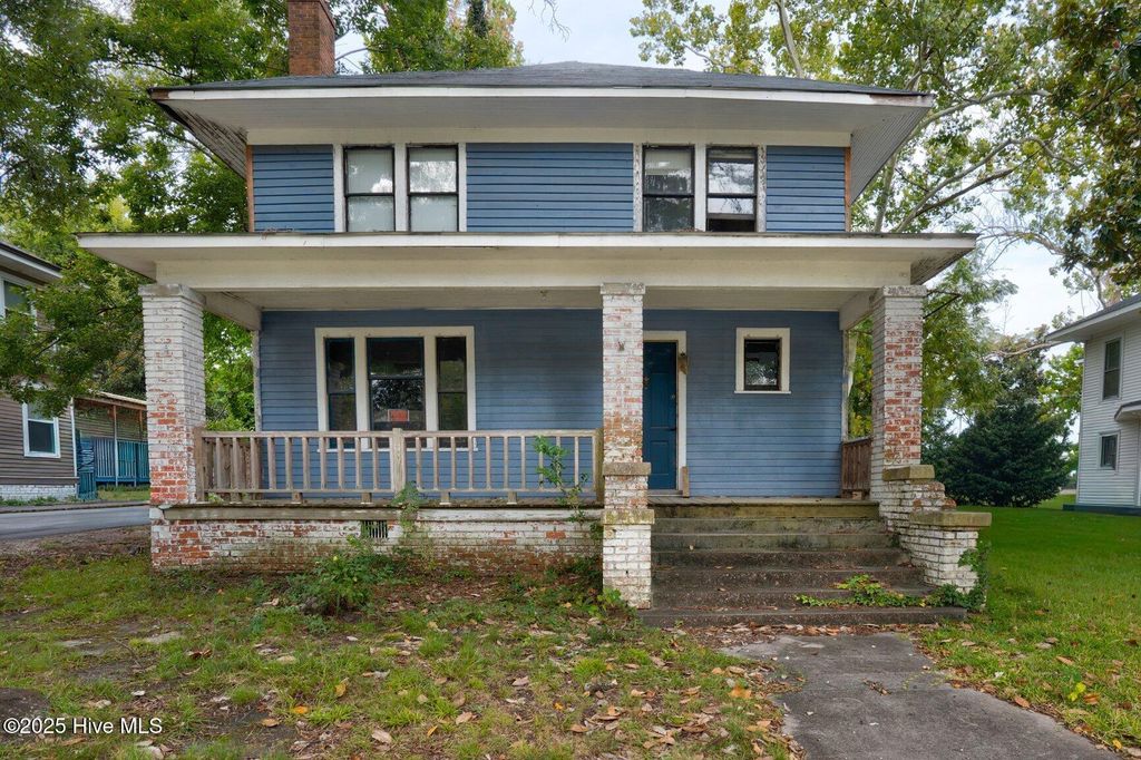 Photo of 609 Tarboro Street, Rocky Mount, NC 27801 (MLS # 100530682)