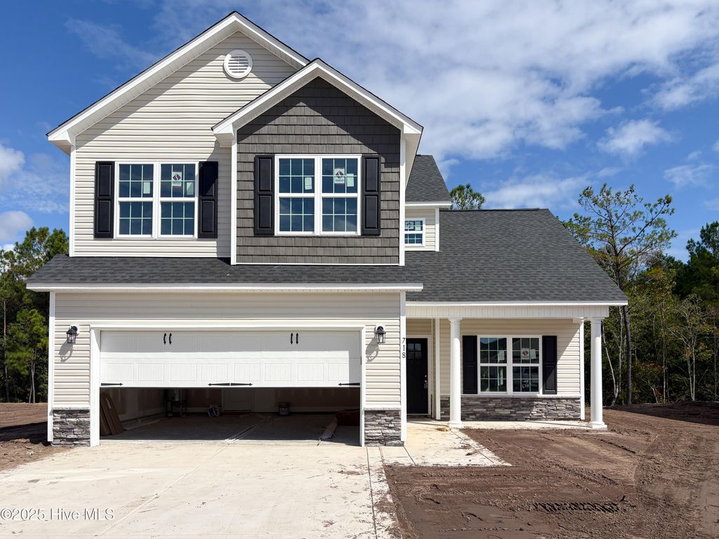 Photo of 718 Ellabond Street, Sneads Ferry, NC 28460 (MLS # 100499951)