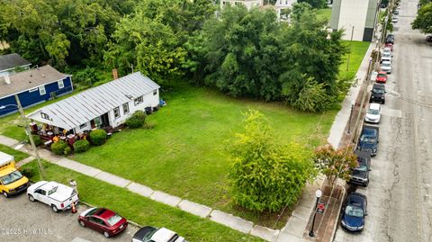 Tiny photo for 822 N 4th Street, Wilmington, NC 28401 (MLS # 100524292)